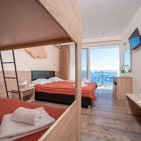 Corfu Maris Bellos Бенитсес