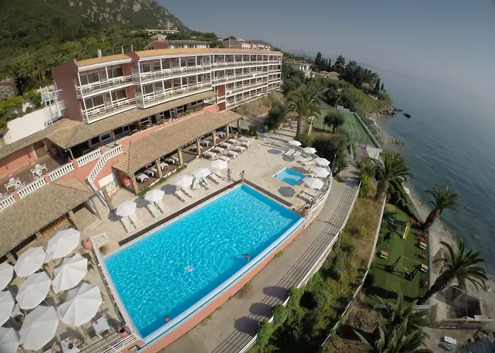 Alyssium Hotell 4*