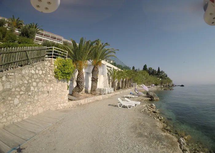 Hotel Alyssium