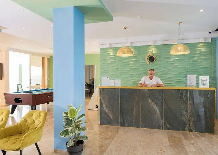 Alyssium Hotel 4*