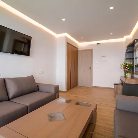 Corfu Maris Bellos ホテル 4*