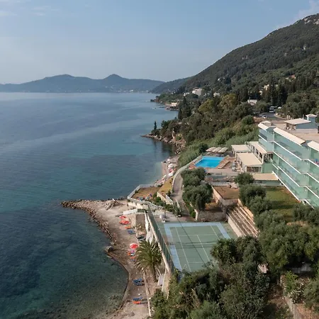 Corfu Maris Bellos ホテル